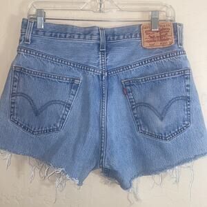 Levi’s 505 vintage cut off jean shorts